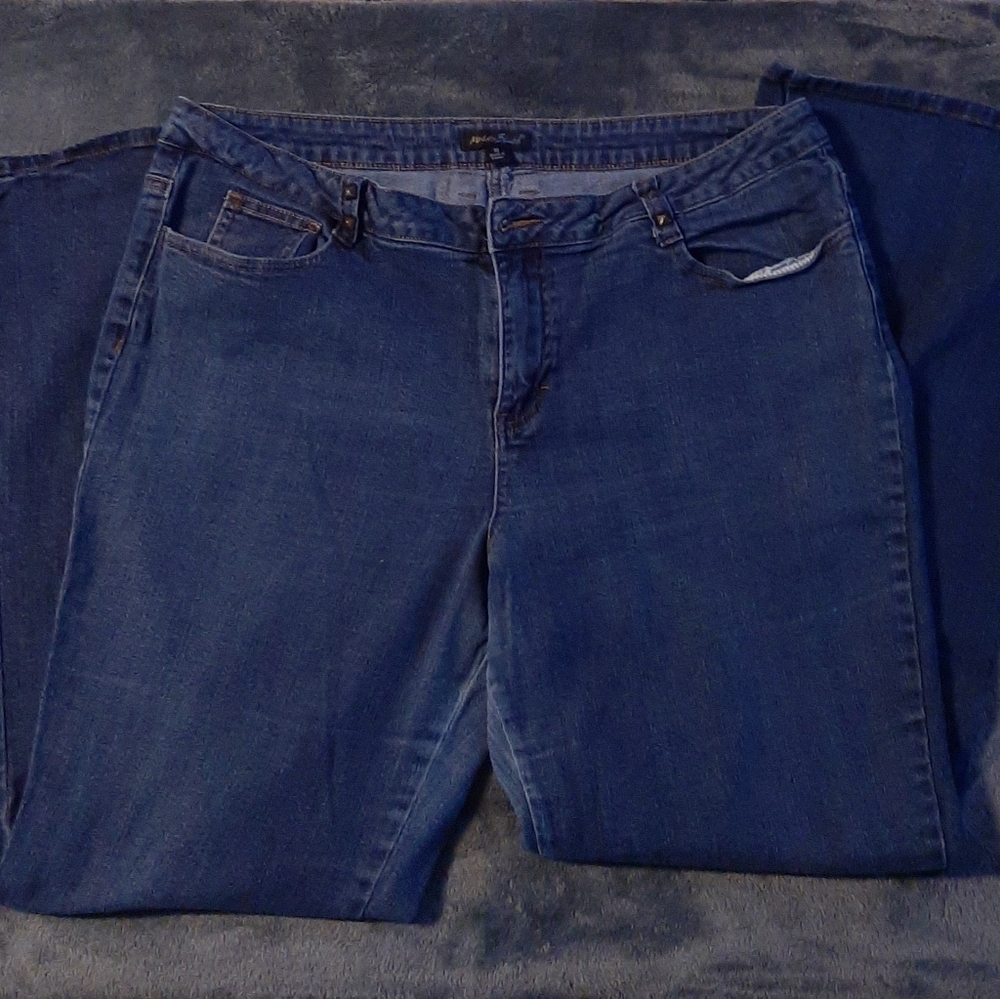 Women Metro Blues, Boot Cut, Blue Jean's Size 18